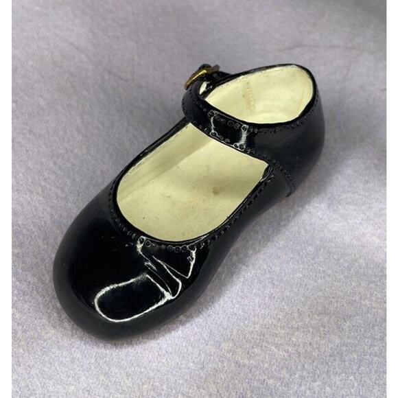 Just The Right Shoe By RAINE- Mary Jane 25131- Raine Drops 2001 - Picture 1 of 5